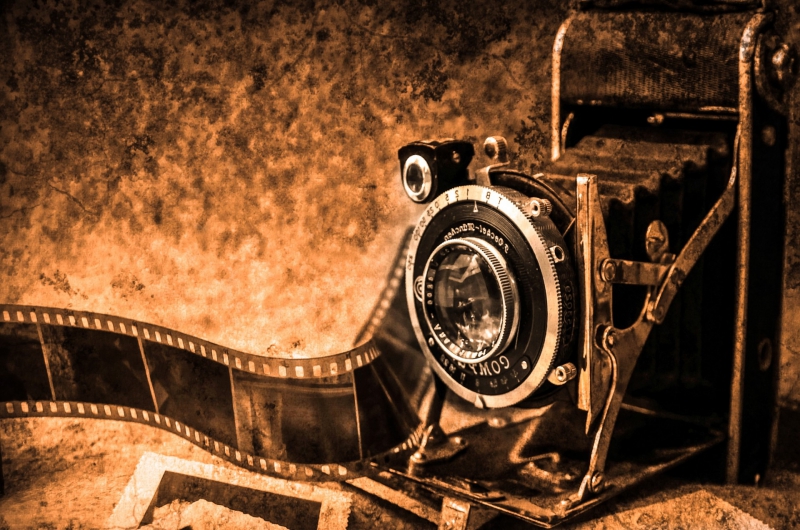 photographe-VENCE-min_light-wood-night-camera-photography-vintage-1245236-pxhere.com